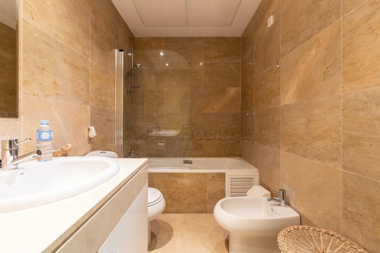 Penthouse Duquesa Suites Manilva Exteriör bild