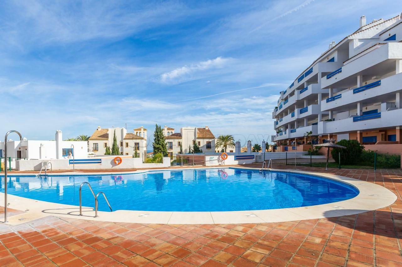 Penthouse Duquesa Suites Manilva Exteriör bild